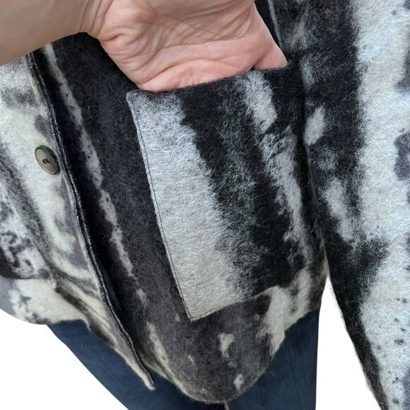Amici By Baci Wool Blend Jacket Small Fuzzy Ink Blot Print Art To Wear Eclectic - Picture 4 of 9